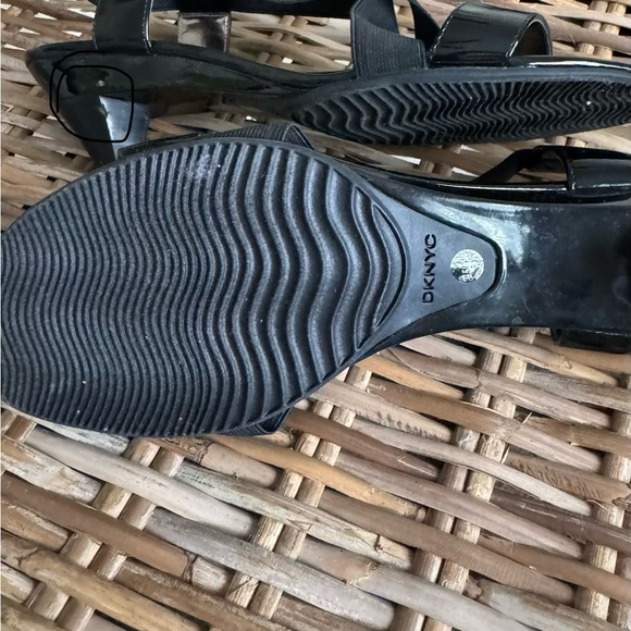 DKNY Black Strappy Sandals - Picture 5 of 5